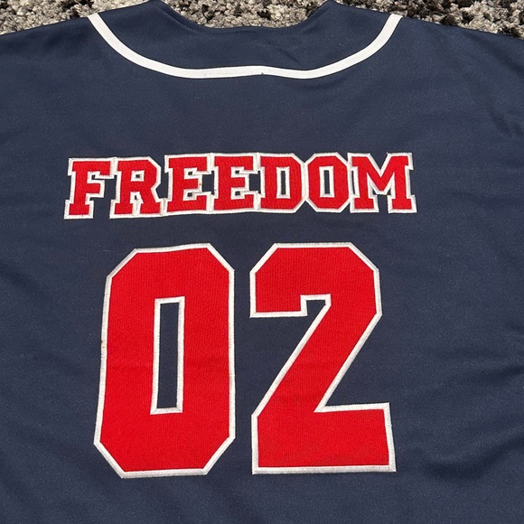 Paul McCartney Freedom Concert Baseball Jersey Size XL. Brand New Condition. - Picture 8 of 8